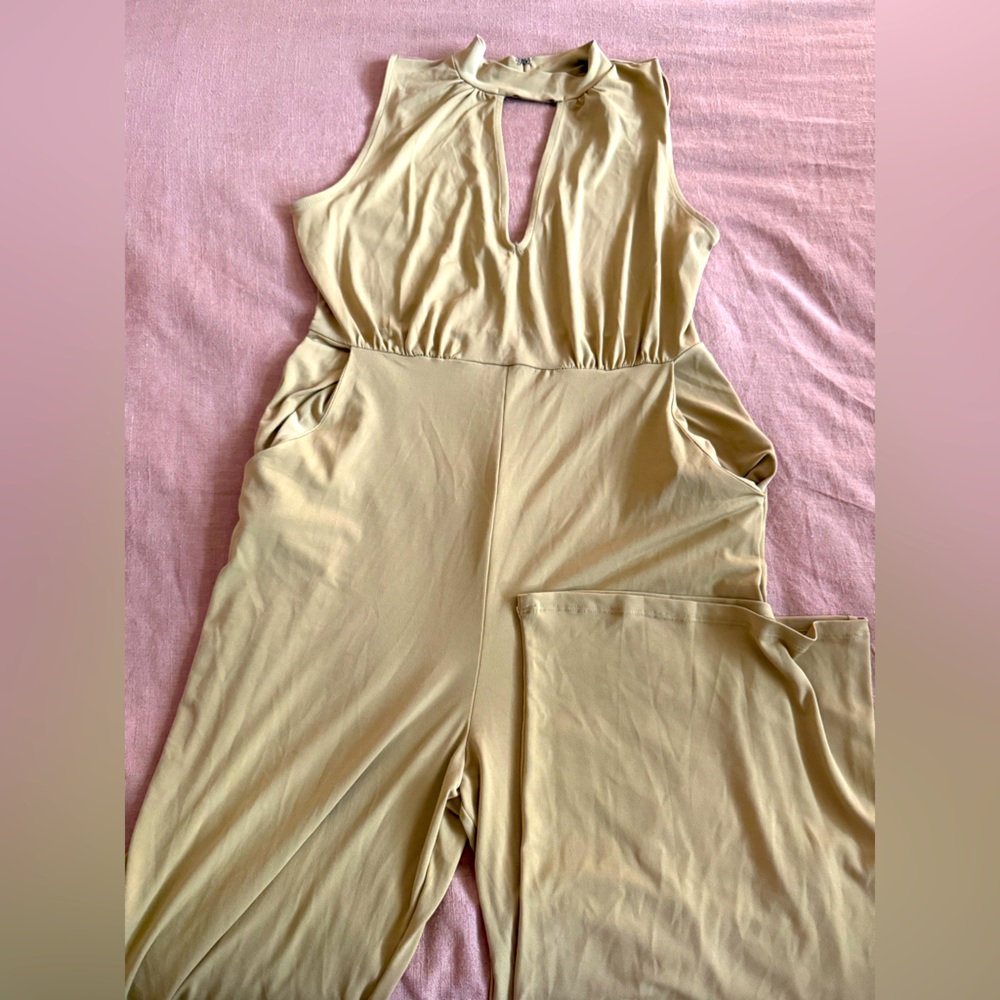 Green high neck jumpsuit